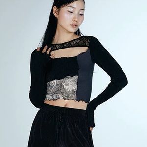 black lace top (Korea brand)